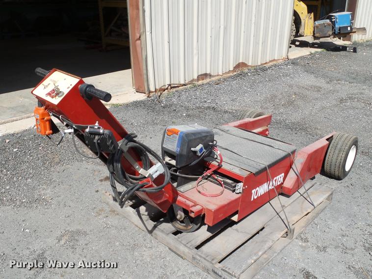 image for item DB0175 Towmaster airplane tug