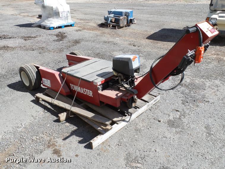 image for item DB0175 Towmaster airplane tug