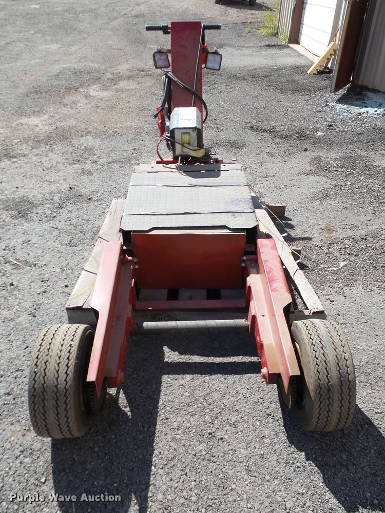 image for item DB0175 Towmaster airplane tug