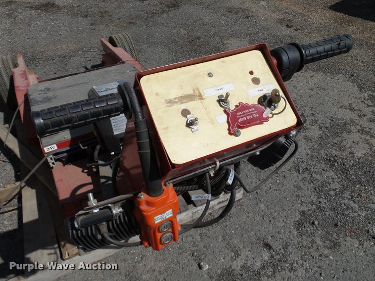 image for item DB0175 Towmaster airplane tug