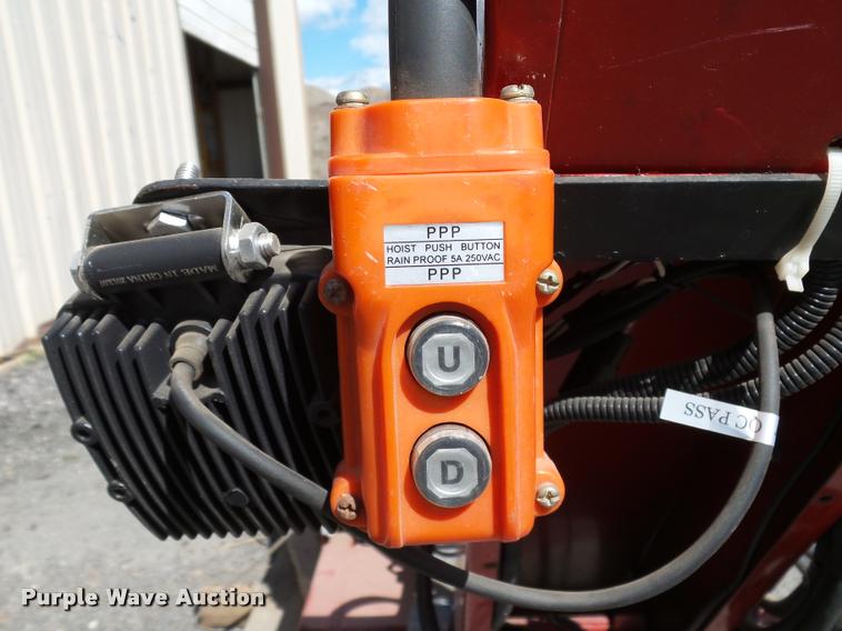 image for item DB0175 Towmaster airplane tug