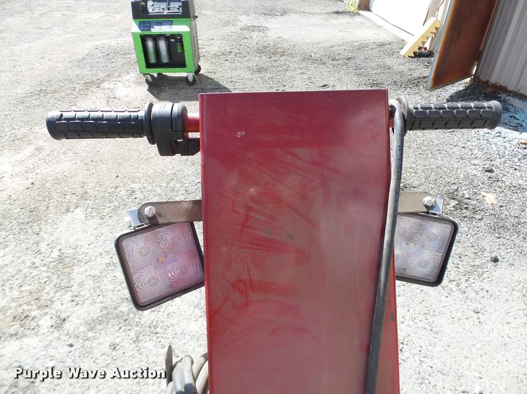 image for item DB0175 Towmaster airplane tug