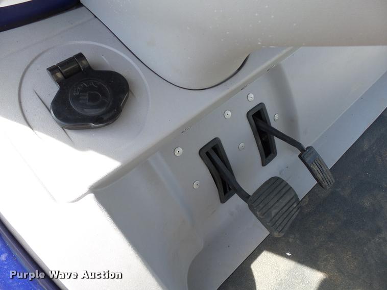 image for item DB0181 2002 Ford Think Neighbor golf cart