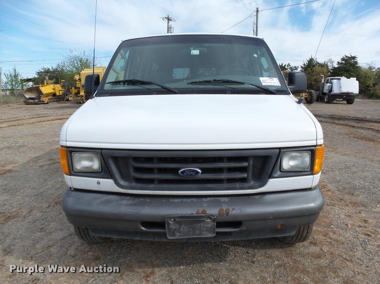 image for item DB0186 2007 Ford Econoline E350 Super Duty XL van