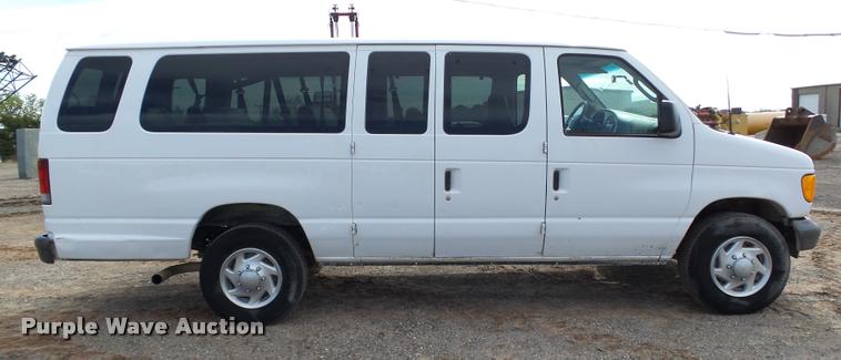 image for item DB0186 2007 Ford Econoline E350 Super Duty XL van
