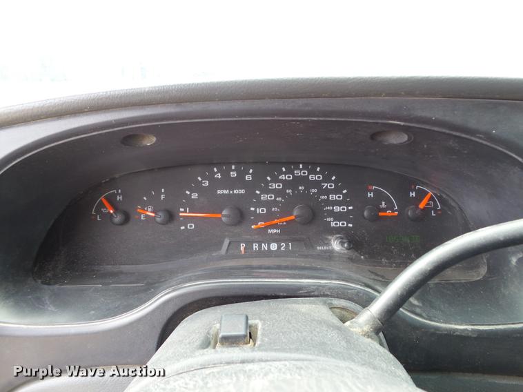 image for item DB0186 2007 Ford Econoline E350 Super Duty XL van