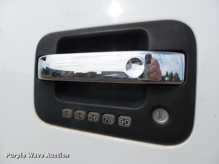 image for item DB0187 2011 Ford F150 XLT Oklahoma Edition SuperCrew pickup truck