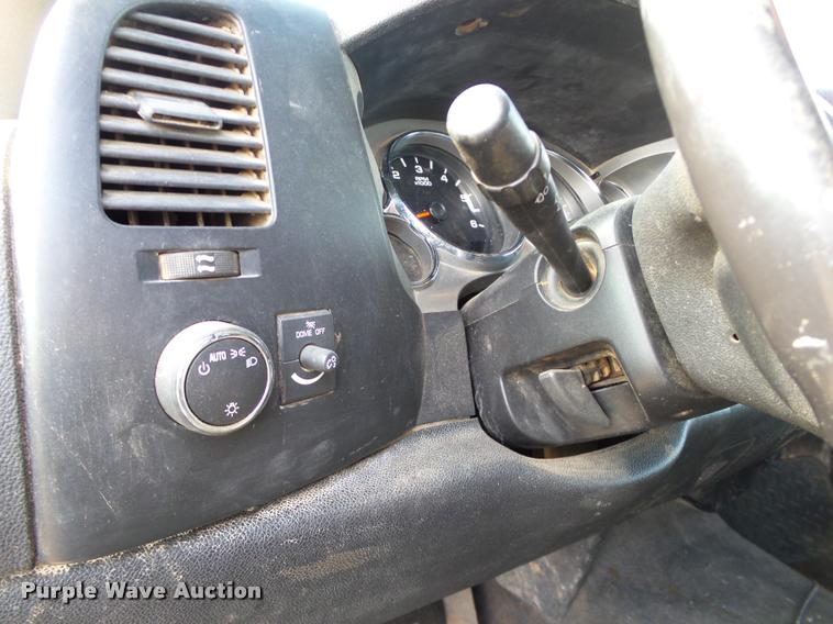 image for item DB0188 2009 Chevrolet Silverado 1500 LT Ext. Cab pickup truck