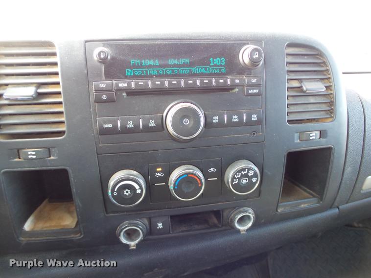 image for item DB0188 2009 Chevrolet Silverado 1500 LT Ext. Cab pickup truck