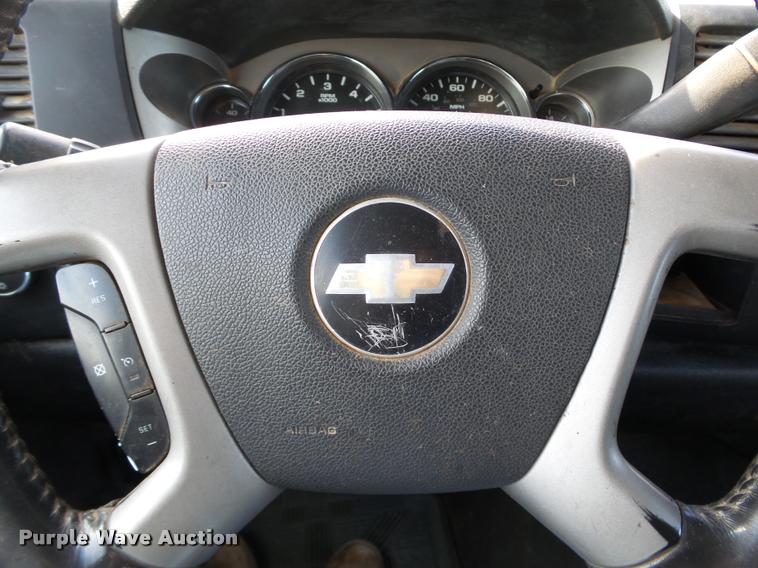 image for item DB0188 2009 Chevrolet Silverado 1500 LT Ext. Cab pickup truck