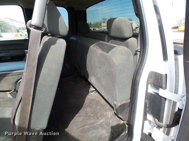 image for item DB0188 2009 Chevrolet Silverado 1500 LT Ext. Cab pickup truck