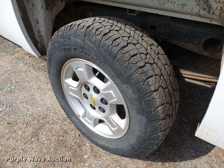 image for item DB0188 2009 Chevrolet Silverado 1500 LT Ext. Cab pickup truck