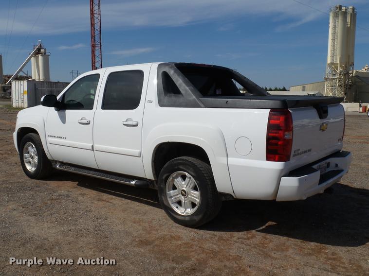 image for item DB0189 2009 Chevrolet Avalanche LT Z71 Crew Cab pickup truck