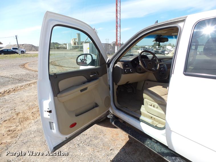 image for item DB0189 2009 Chevrolet Avalanche LT Z71 Crew Cab pickup truck