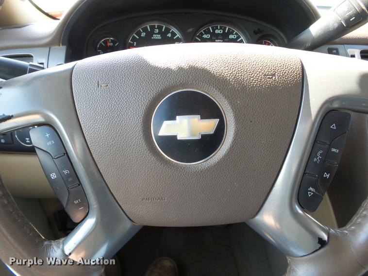 image for item DB0189 2009 Chevrolet Avalanche LT Z71 Crew Cab pickup truck