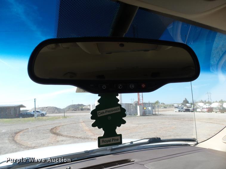 image for item DB0189 2009 Chevrolet Avalanche LT Z71 Crew Cab pickup truck