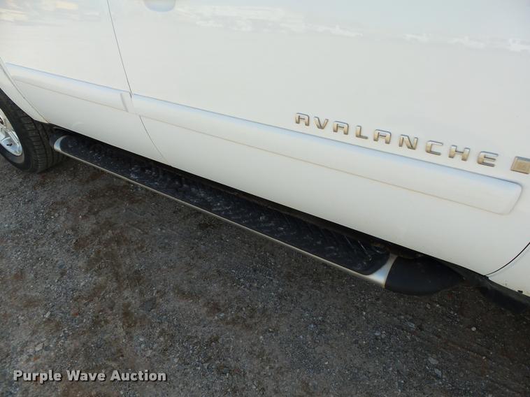 image for item DB0189 2009 Chevrolet Avalanche LT Z71 Crew Cab pickup truck