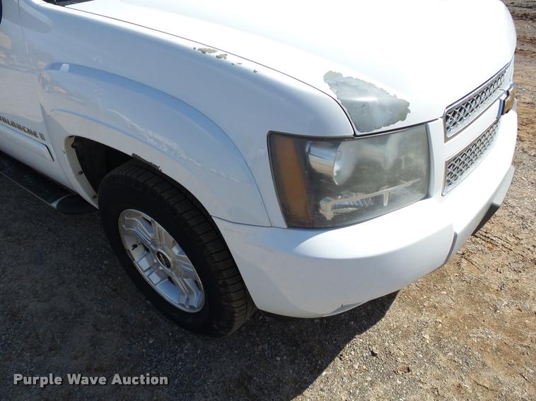 image for item DB0189 2009 Chevrolet Avalanche LT Z71 Crew Cab pickup truck