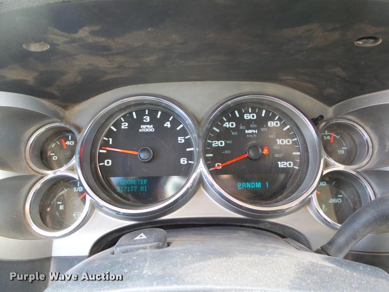 image for item DB0191 2011 Chevrolet Silverado 2500HD LT Ext. Cab pickup truck