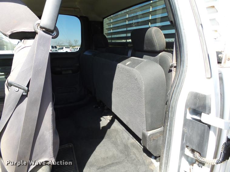 image for item DB0191 2011 Chevrolet Silverado 2500HD LT Ext. Cab pickup truck