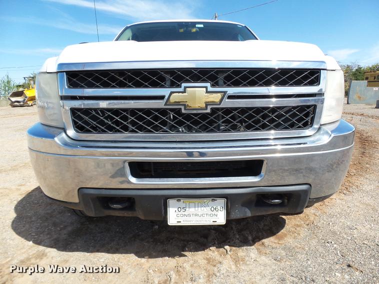 image for item DB0191 2011 Chevrolet Silverado 2500HD LT Ext. Cab pickup truck