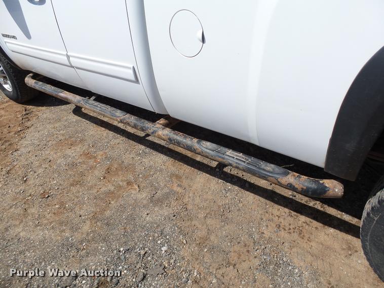 image for item DB0191 2011 Chevrolet Silverado 2500HD LT Ext. Cab pickup truck