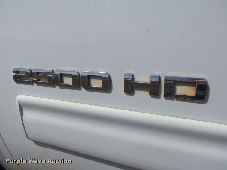 image for item DB0191 2011 Chevrolet Silverado 2500HD LT Ext. Cab pickup truck