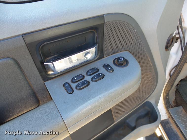 image for item DB0193 2008 Ford F150 XLT SuperCrew pickup truck