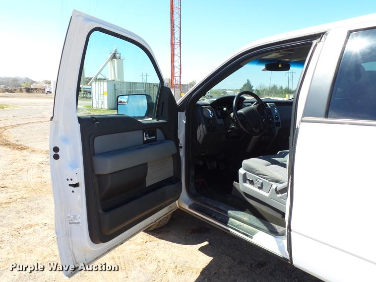 image for item DB0194 2012 Ford F150 XLT SuperCab pickup truck