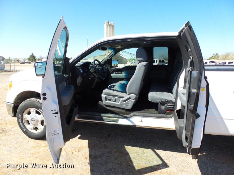 image for item DB0194 2012 Ford F150 XLT SuperCab pickup truck
