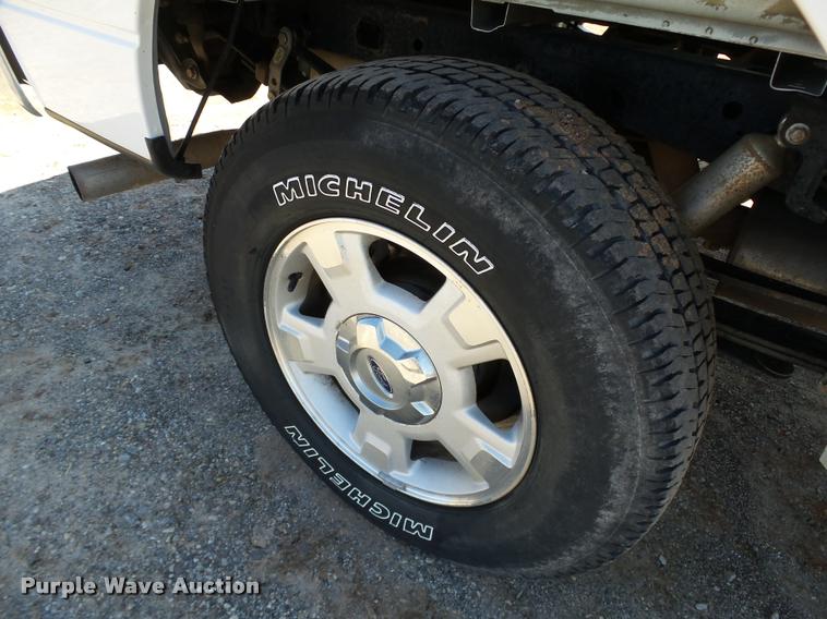 image for item DB0194 2012 Ford F150 XLT SuperCab pickup truck