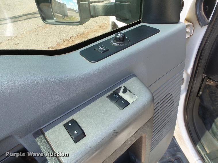 image for item DB0195 2012 Ford F250 Super Duty XLT SuperCab pickup truck