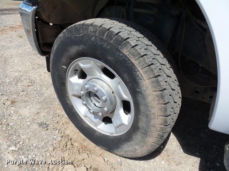 image for item DB0195 2012 Ford F250 Super Duty XLT SuperCab pickup truck