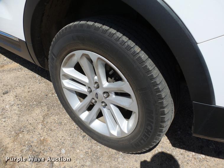 image for item DB0196 2013 Ford Explorer XLT SUV