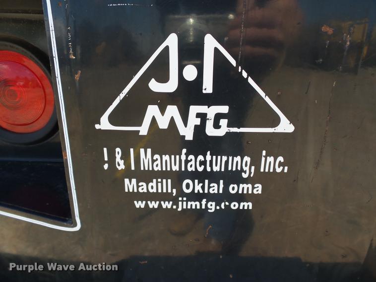 image for item DB0197 2009 Chevrolet Silverado 3500HD flatbed pickup truck