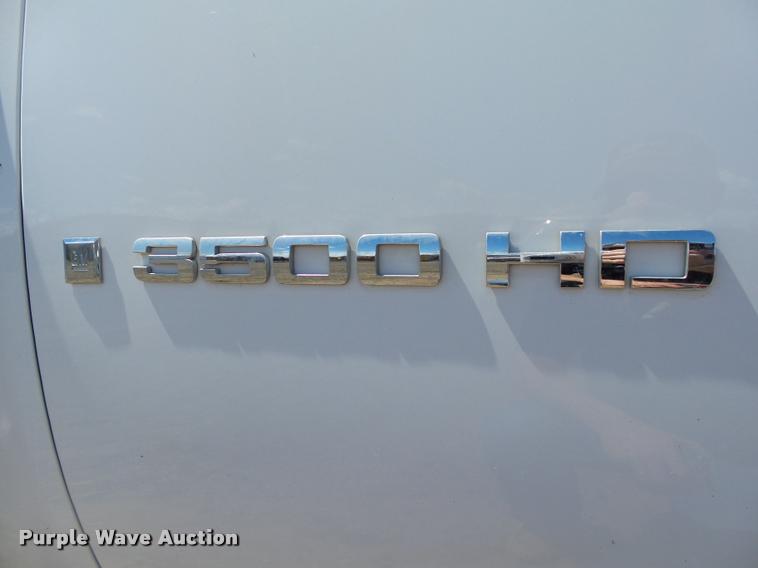 image for item DB0197 2009 Chevrolet Silverado 3500HD flatbed pickup truck