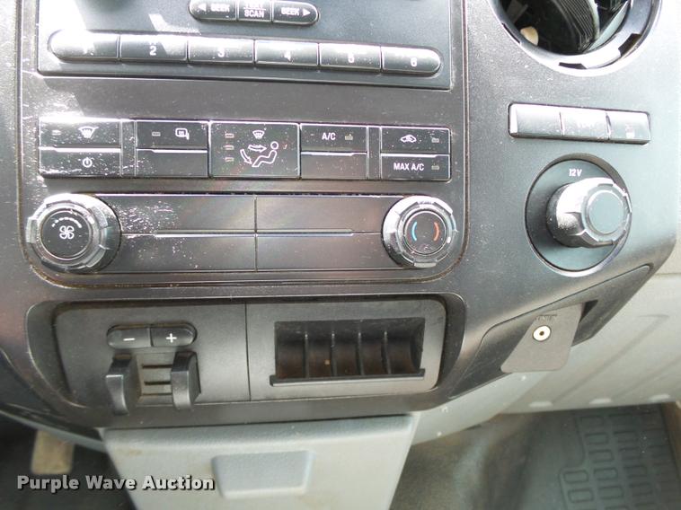 image for item DB0200 2012 Ford F250 Super Duty XLT SuperCab pickup truck