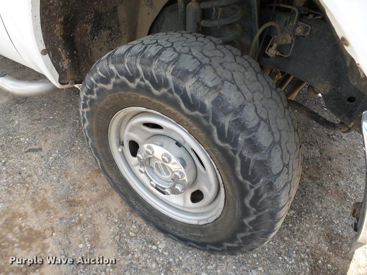 image for item DB0200 2012 Ford F250 Super Duty XLT SuperCab pickup truck