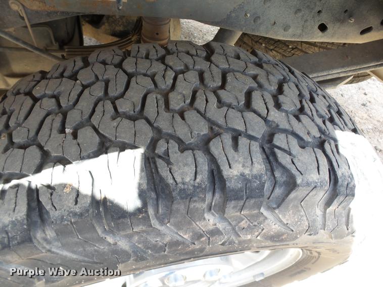 image for item DB0200 2012 Ford F250 Super Duty XLT SuperCab pickup truck