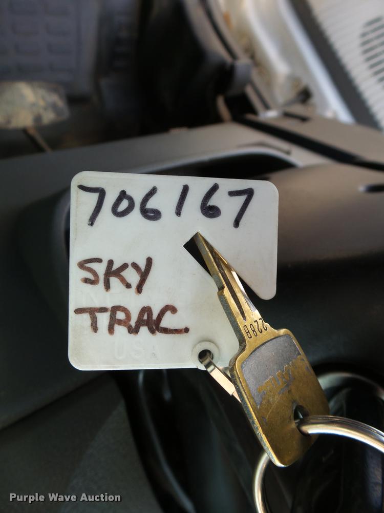 image for item DB0200 2012 Ford F250 Super Duty XLT SuperCab pickup truck