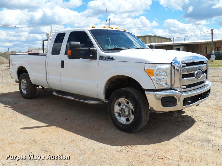 image for item DB0201 2012 Ford F250 Super Duty XLT SuperCab pickup truck