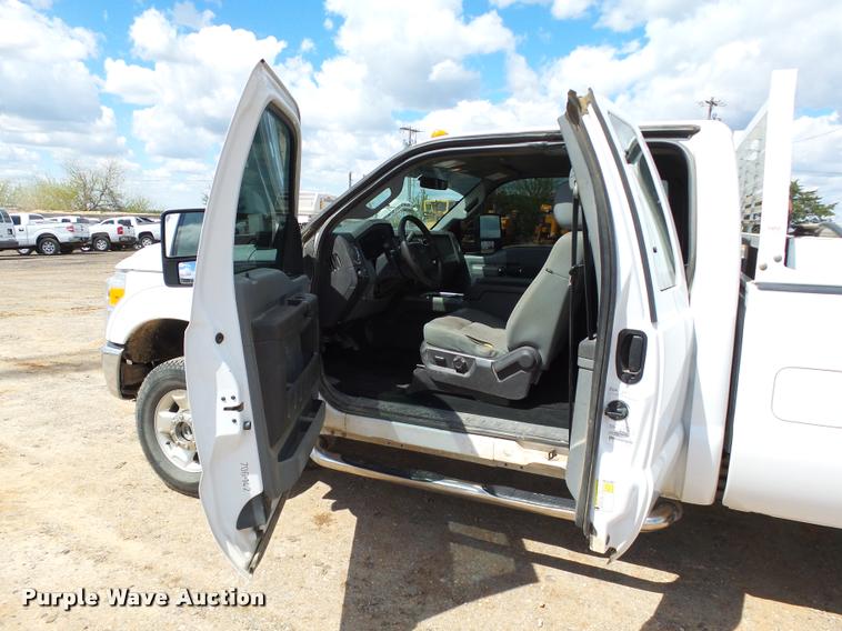image for item DB0201 2012 Ford F250 Super Duty XLT SuperCab pickup truck