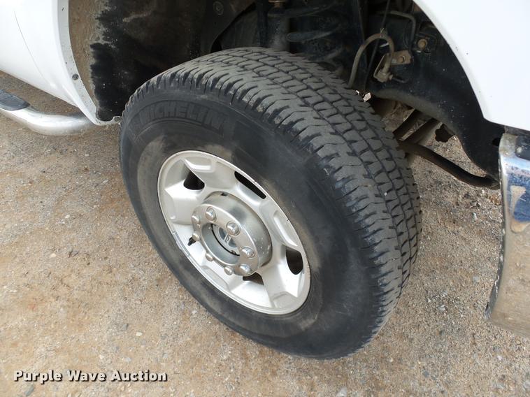 image for item DB0201 2012 Ford F250 Super Duty XLT SuperCab pickup truck