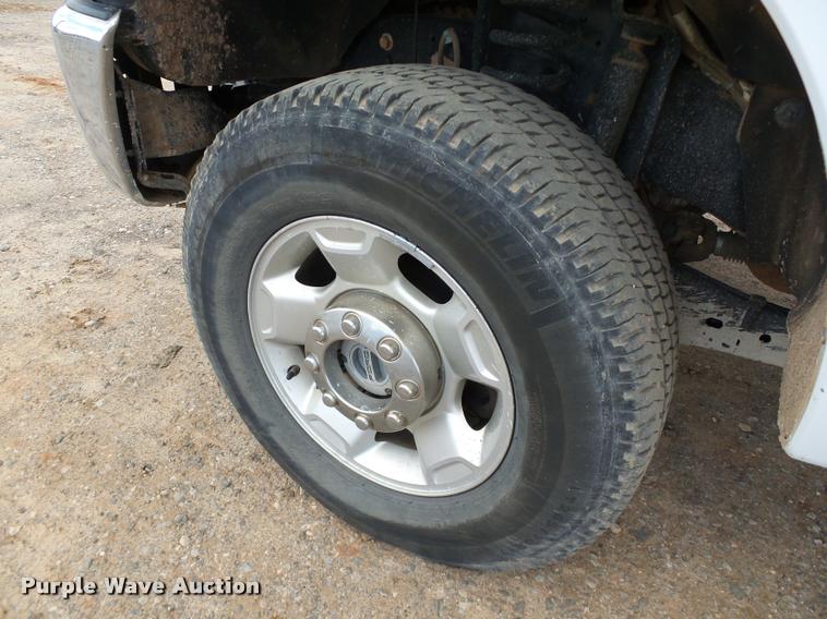 image for item DB0201 2012 Ford F250 Super Duty XLT SuperCab pickup truck