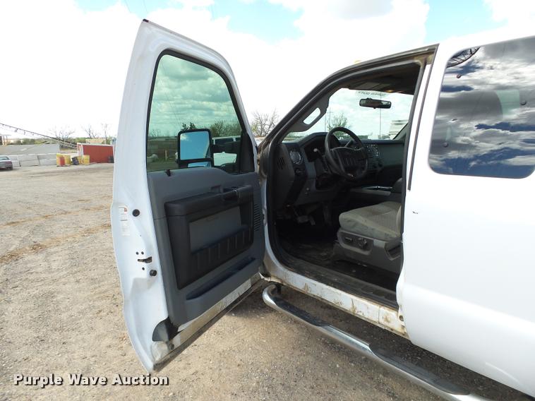 image for item DB0202 2012 Ford F250 Super Duty XLT SuperCab pickup truck