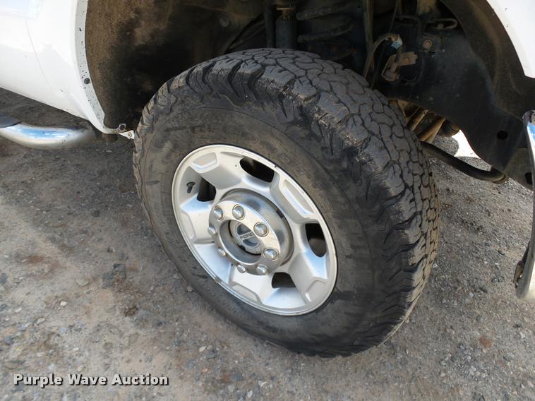 image for item DB0202 2012 Ford F250 Super Duty XLT SuperCab pickup truck