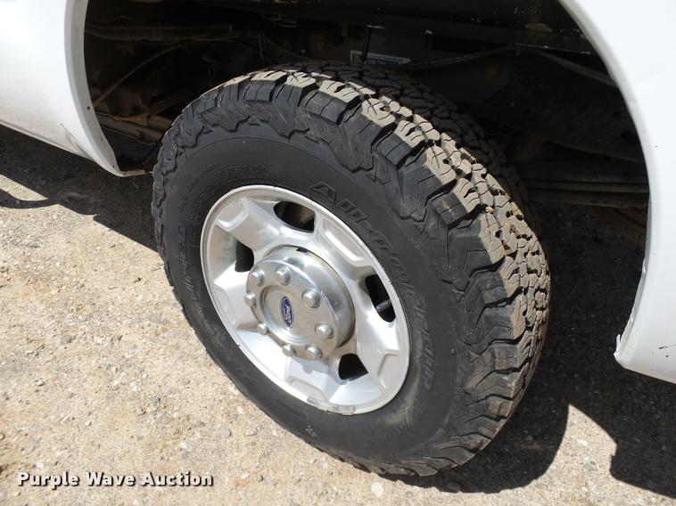 image for item DB0202 2012 Ford F250 Super Duty XLT SuperCab pickup truck