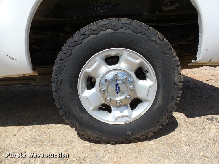 image for item DB0202 2012 Ford F250 Super Duty XLT SuperCab pickup truck