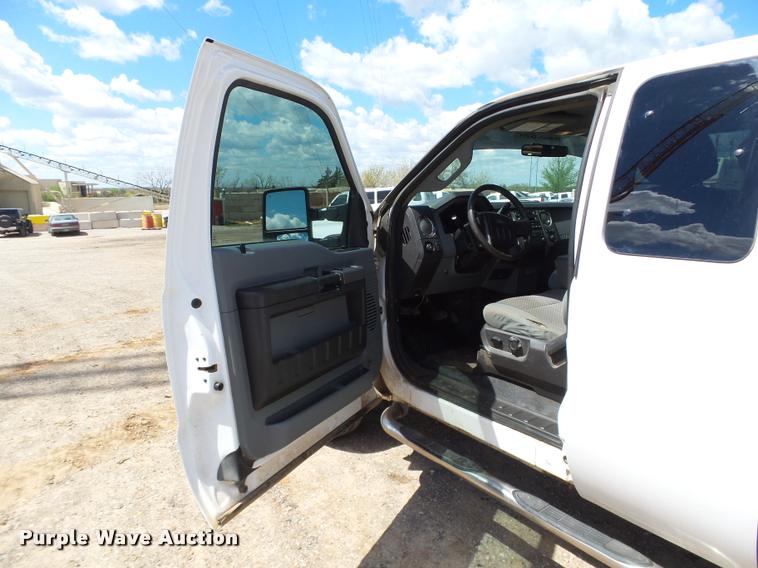 image for item DB0203 2012 Ford F250 Super Duty XLT SuperCab pickup truck