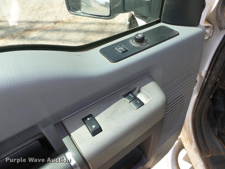 image for item DB0203 2012 Ford F250 Super Duty XLT SuperCab pickup truck